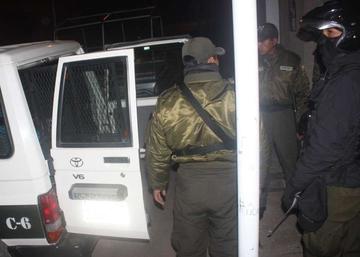 Indagan muerte de hombre que fue hallado en la calle