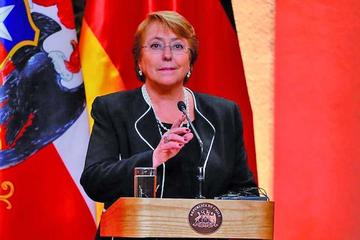 La presidenta del vecino país, Michelle Bachelet.