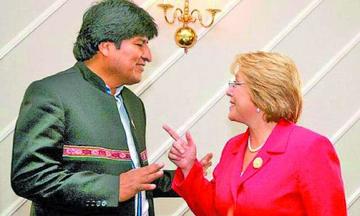 Morales buscará a Bachelet para resolver trato a los transportistas