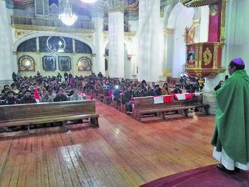 Muchos potosinos participaron de la celebración de la misa.