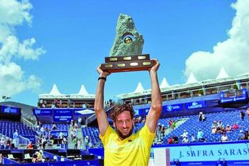Feliciano logra el título en Gstaad diez años después