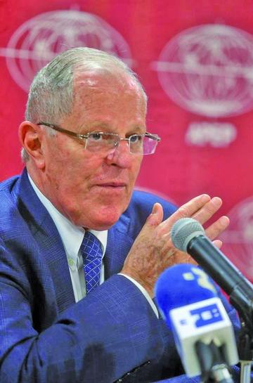 Kuczynski asume presidencia para lidiar con la inseguridad