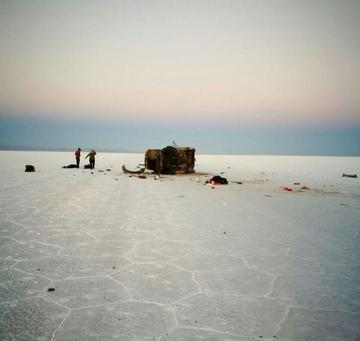 Cinco turistas mueren en pleno Salar de Uyuni tras accidente de tránsito 