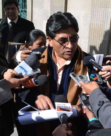 Dercretan arancel cero para importar maíz y trigo