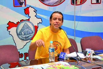 Tertulia retorna el jueves con Pocholo