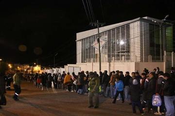Largas filas se registraron para entrar al estadio.