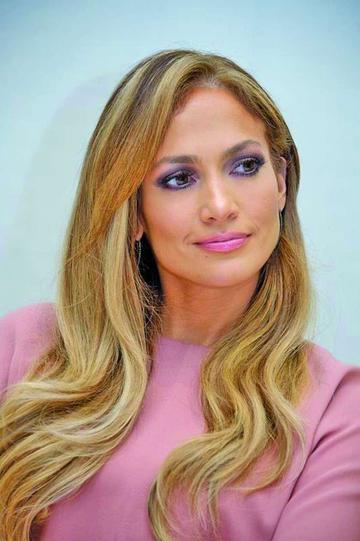Jennifer  López será la madrina de la cocaína 