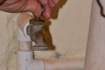 Aapos prevé racionalizar agua a partir del mes de septiembre