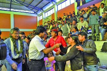 El presidente en la inaugaración  del XXIV Magno Conrgreso Ordinario del Tropico de Cochabamba.