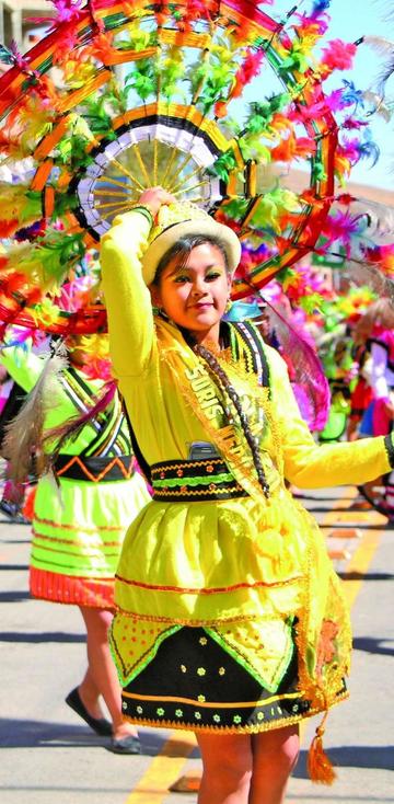 El traje de los Suris.