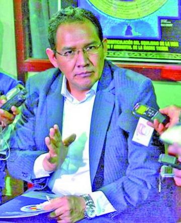 Fiscalía afirma que investiga sin distinciones muertes en conflicto