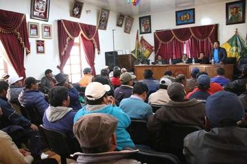 Los presidentes de las cooperativas mineras se reunieron ayer.