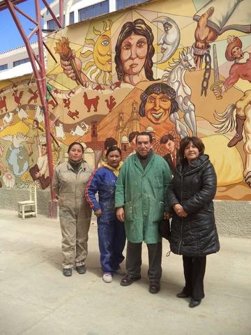 Terminan de pintar el mural  en el José Alonso de Ibáñez