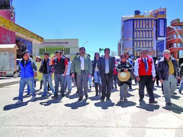 Tras la reunión se desarrolló una marcha reivindicando que Villazón está libre de la trata de personas.