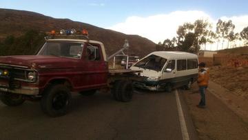 Bus vuelca y deja  cinco heridos en la  carretera Sucre - Potosí
