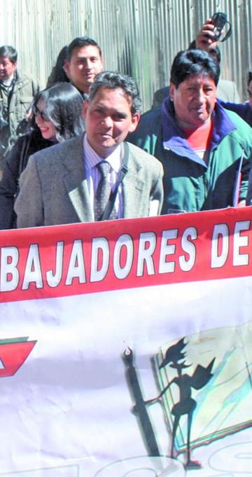 Trabajadores de la prensa mantienen  emergencia