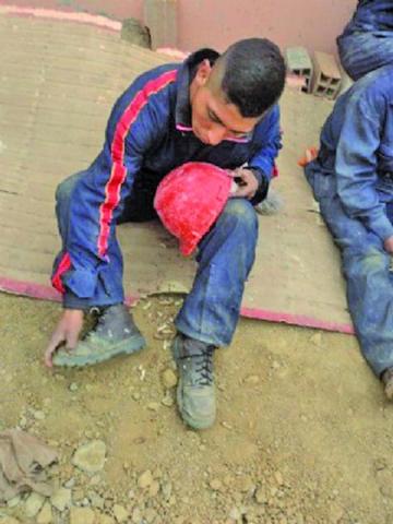 Empresa china es multada por abuso a trabajadores