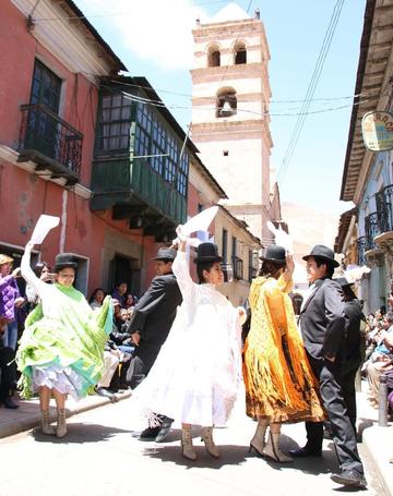 El baile en la calle del Empedradillo.