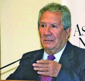 Evo acepta retractación de Humberto Vacaflor