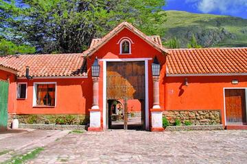 Presentan Historia y Moda en Cayara