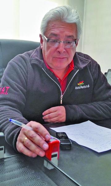 El gerente de la Aduana, Marco Antonio López.