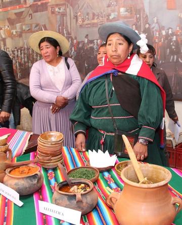 Se compartió platos típicos de la región.