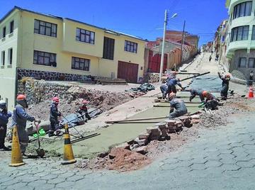 Concluyen el vaciado de pavimento 