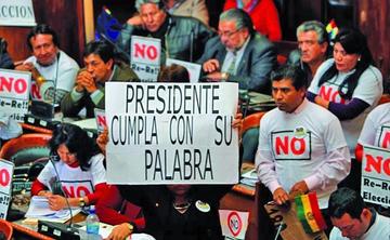 Varios legisladores opositores no creen que sea una simple casualidad.