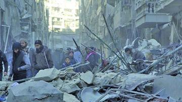 Intenso bombardeo  mata a medio centenar de personas en Siria