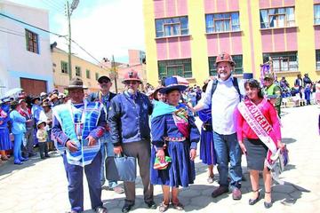 La recepción a los historiadores.