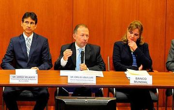 Bolivia cerrará el año con una deuda de $us 2.100 MM con la CAF