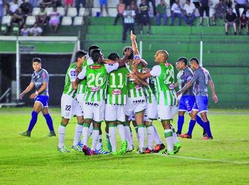 Oriente Petrolero vence a San José por 3-1