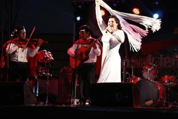 Las voces femeninas cantan  en el FIC