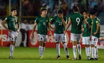 Venezuela golea y manda al fondo a Bolivia