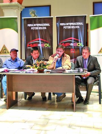 La conferencia de prensa de ayer.