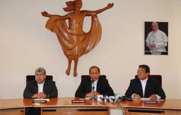 Alertan que Bolivia vive política de la confrontación