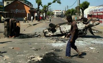 Explosión de un camión cisterna deja 73 muertos en Mozambique