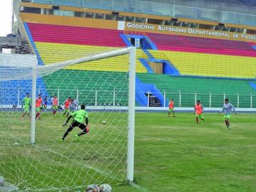 Nacional parte a Cochabamba para enfrentar al Hércules Aviador