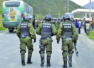 En 2 años, al menos, 1.200 policías fueron procesados