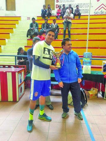 Universitario y Carl -AZ logran el título en la Liga de Sur