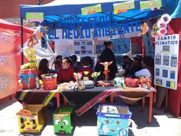 Capacitan a estudiantes en el manejo de la basura