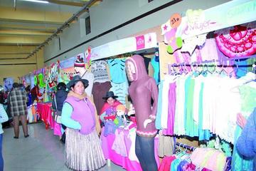 Comienza la feria de la mujer creadora