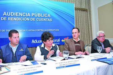 Aduana descarta legalización de los autos chutos en el país