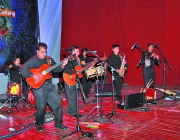 Sumaq  Raymi  alista recital aniversario
