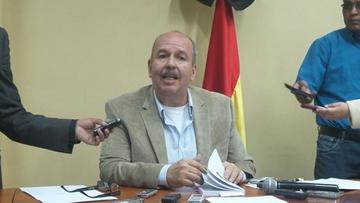 El opositor lamentó que se está cometiendo una irregularidad y el Gobierno debe dar explicaciones.