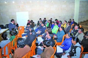 Inicia taller sobre la arquitectura religiosa