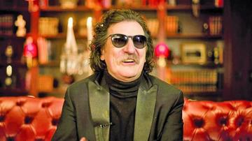 Hospitalizan a  Charly García y estaría fuera de peligro