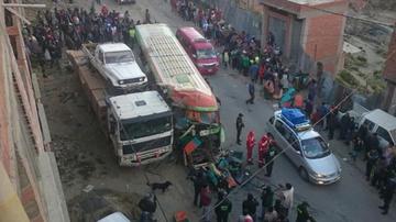 Suben a ocho muertos por accidente de un bus