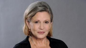 La actriz Carrie Fisher sufre ataque al corazón en avión