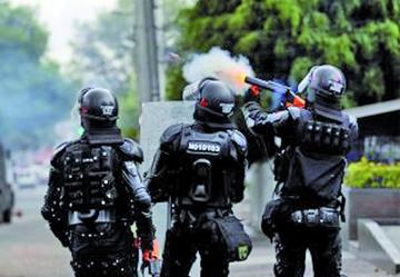 Explosión en Colombia deja un policía muerto y cuatro heridos 